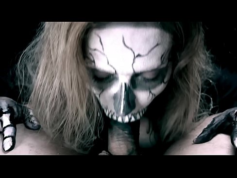 ❤️ Demon puella sugentem gallum cum nigro ore suo deglutivit cum . Super sex at porn la.desixxxtube.ru